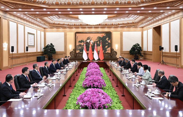 新盛公司习近平会见新加坡总理黄循财